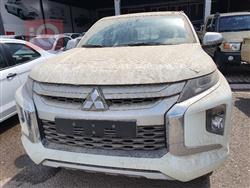 میتسوبیشی L200